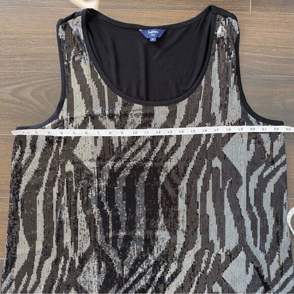 REITMAN’S | Sequin tank top - Picture 6 of 7
